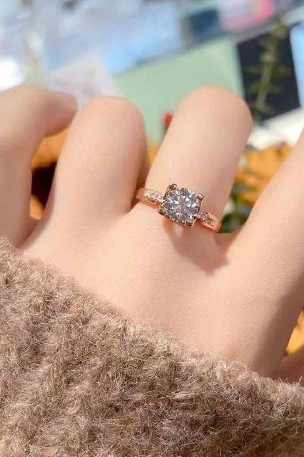 1 Carat Moissanite Ring - lolaluxeshop