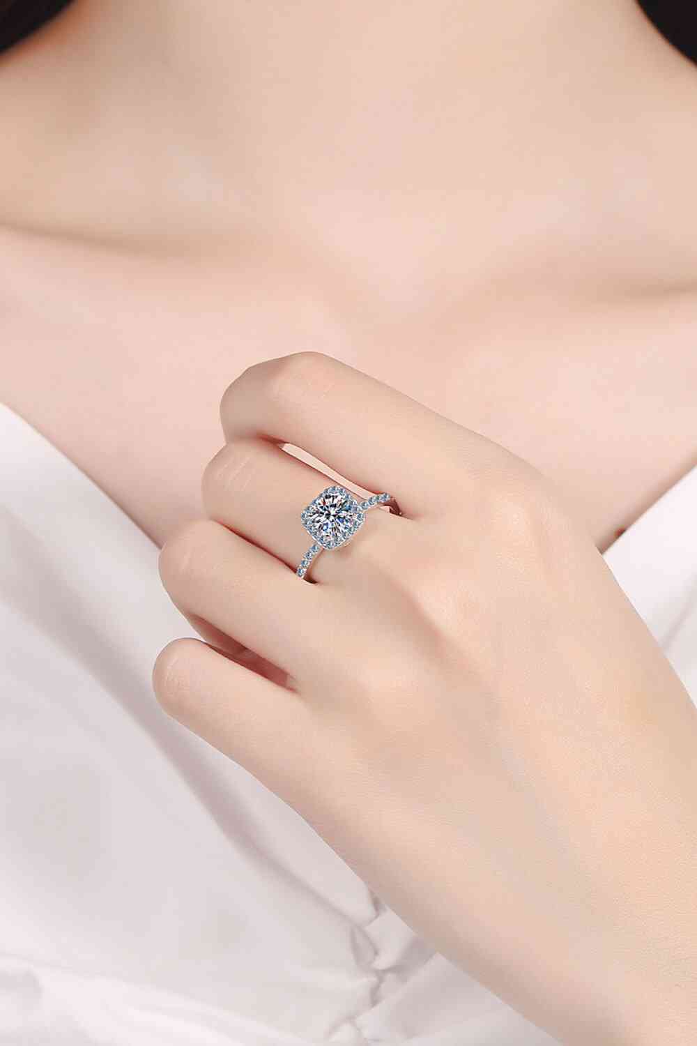 Square Moissanite Ring - lolaluxeshop