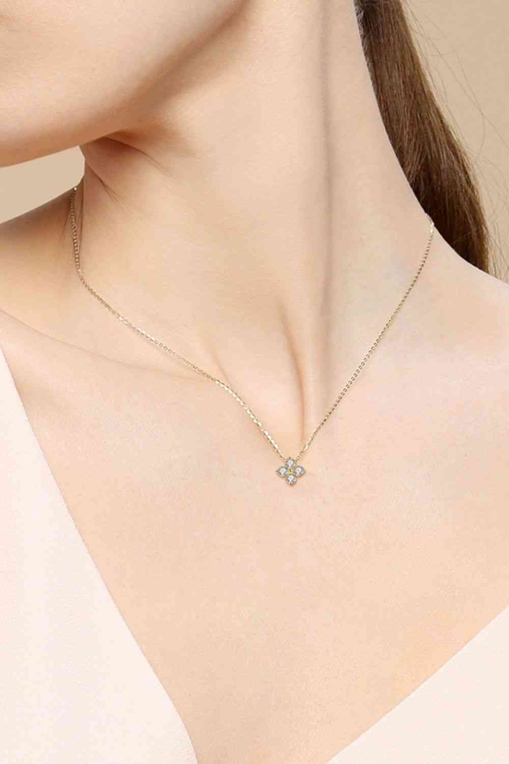 Moissanite Four Leaf Clover Pendant Necklace - lolaluxeshop