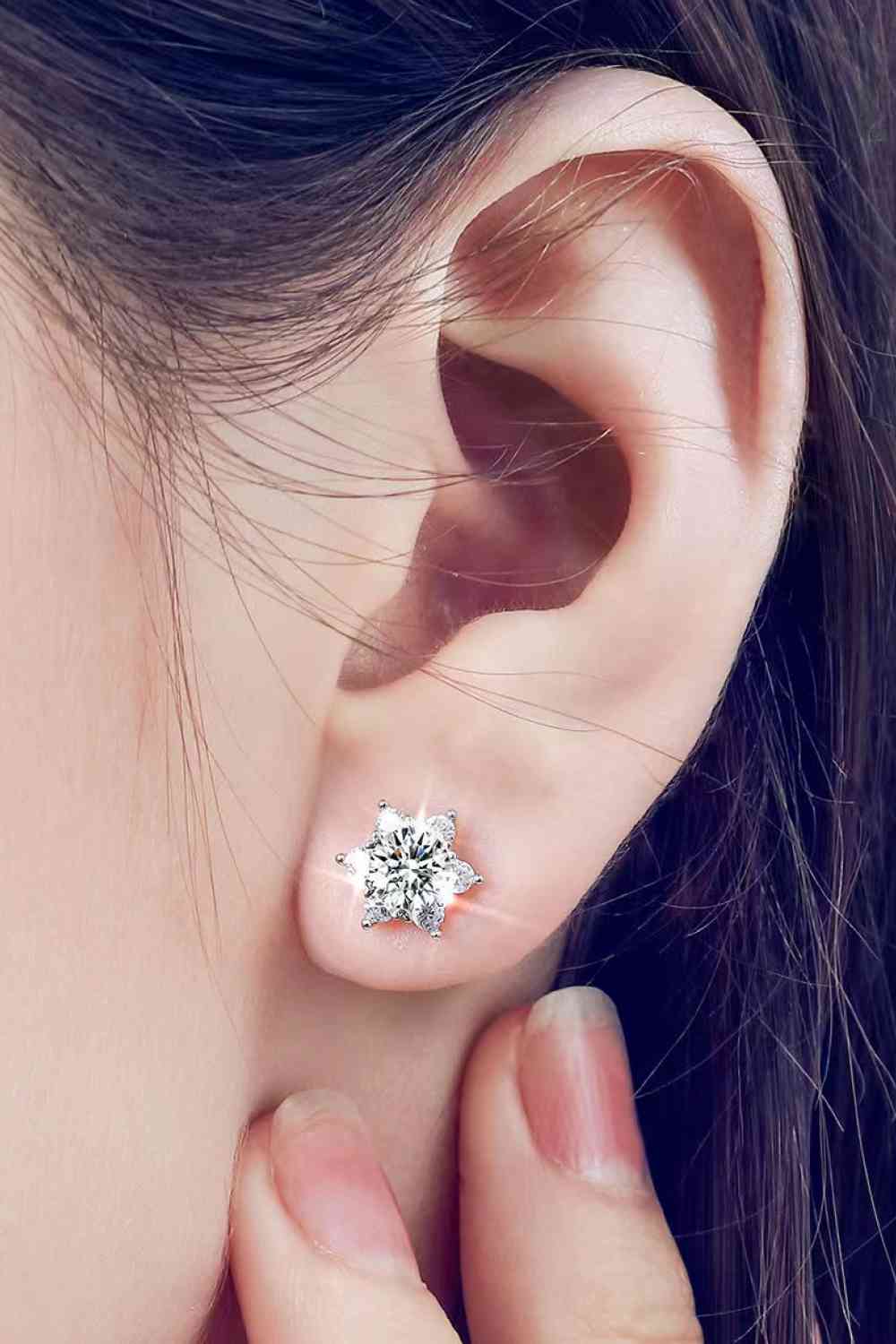 2 Carat Moissanite Floral Stud Earrings - lolaluxeshop