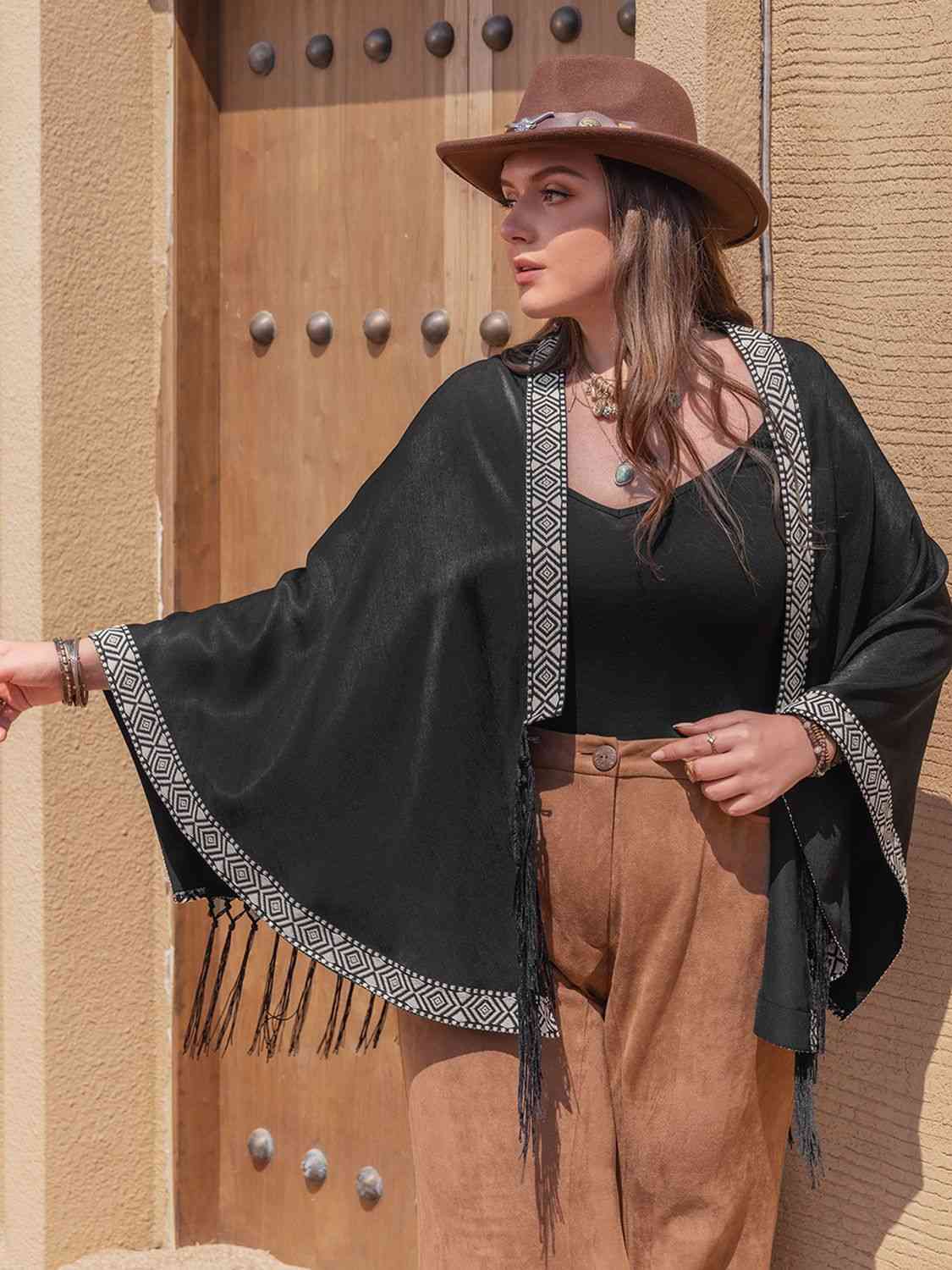 Plus Size Geometric Open Front Fringe Hem Cardigan - lolaluxeshop