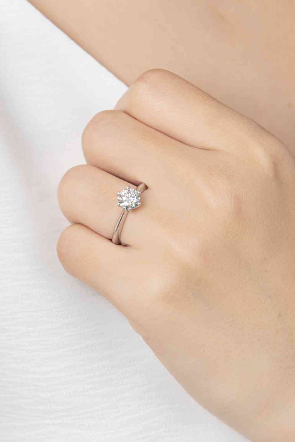 Wonderful Life 1 Carat Moissanite Platinum-Plated Ring - lolaluxeshop