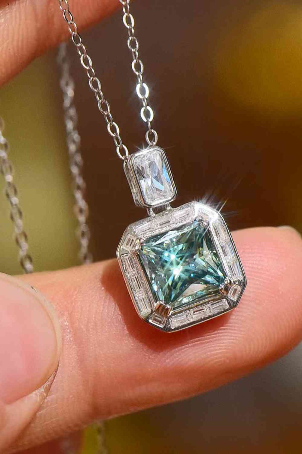 2 Carat Moissanite Square Pendant Necklace - lolaluxeshop