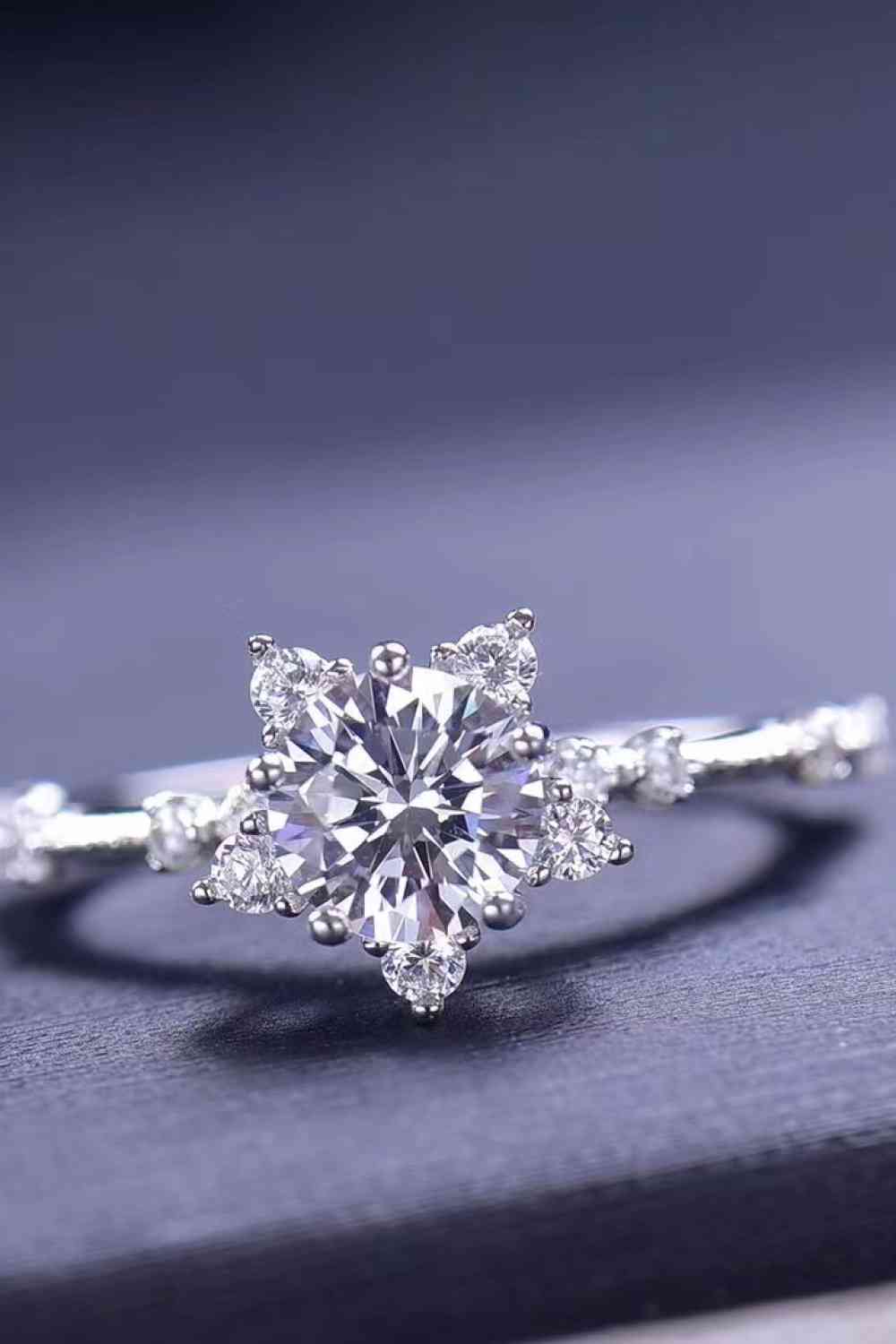 1 Carat Moissanite 6-Prong Ring - lolaluxeshop