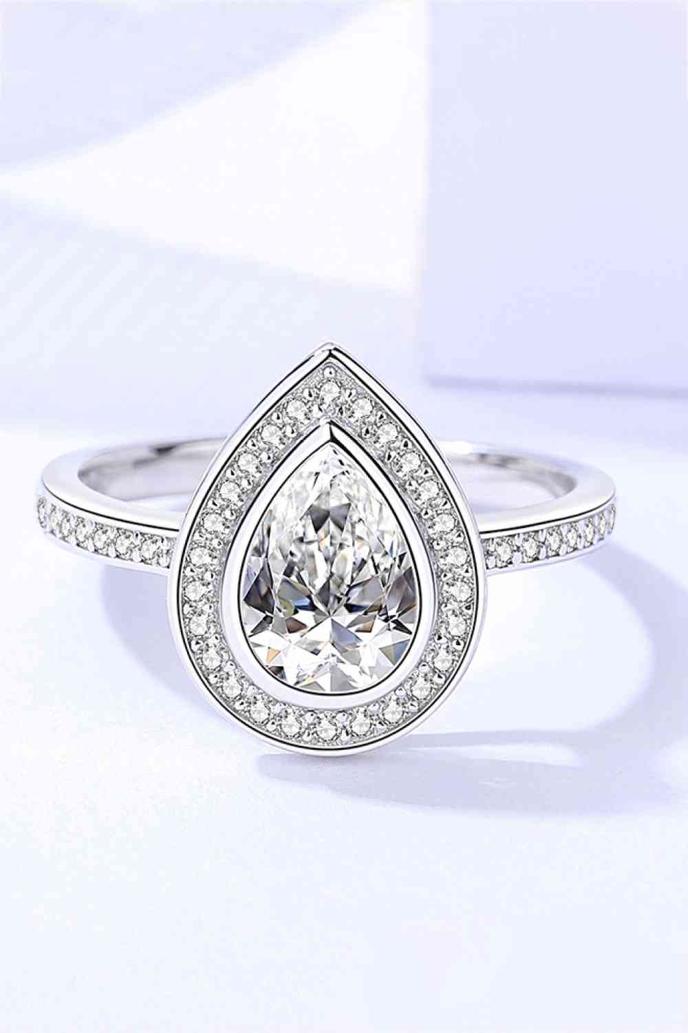 925 Sterling Silver Teardrop Moissanite Ring - lolaluxeshop