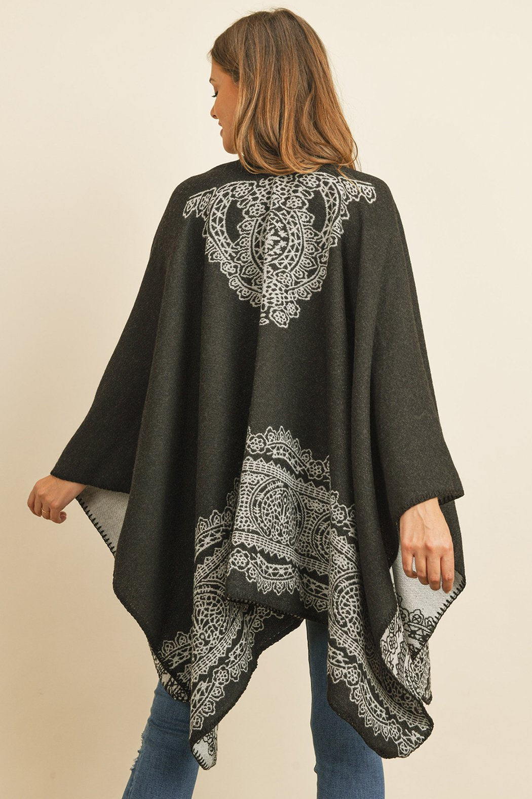 Hdf3075 - Mandala Mid Thigh Length Kimono - LOLA LUXE