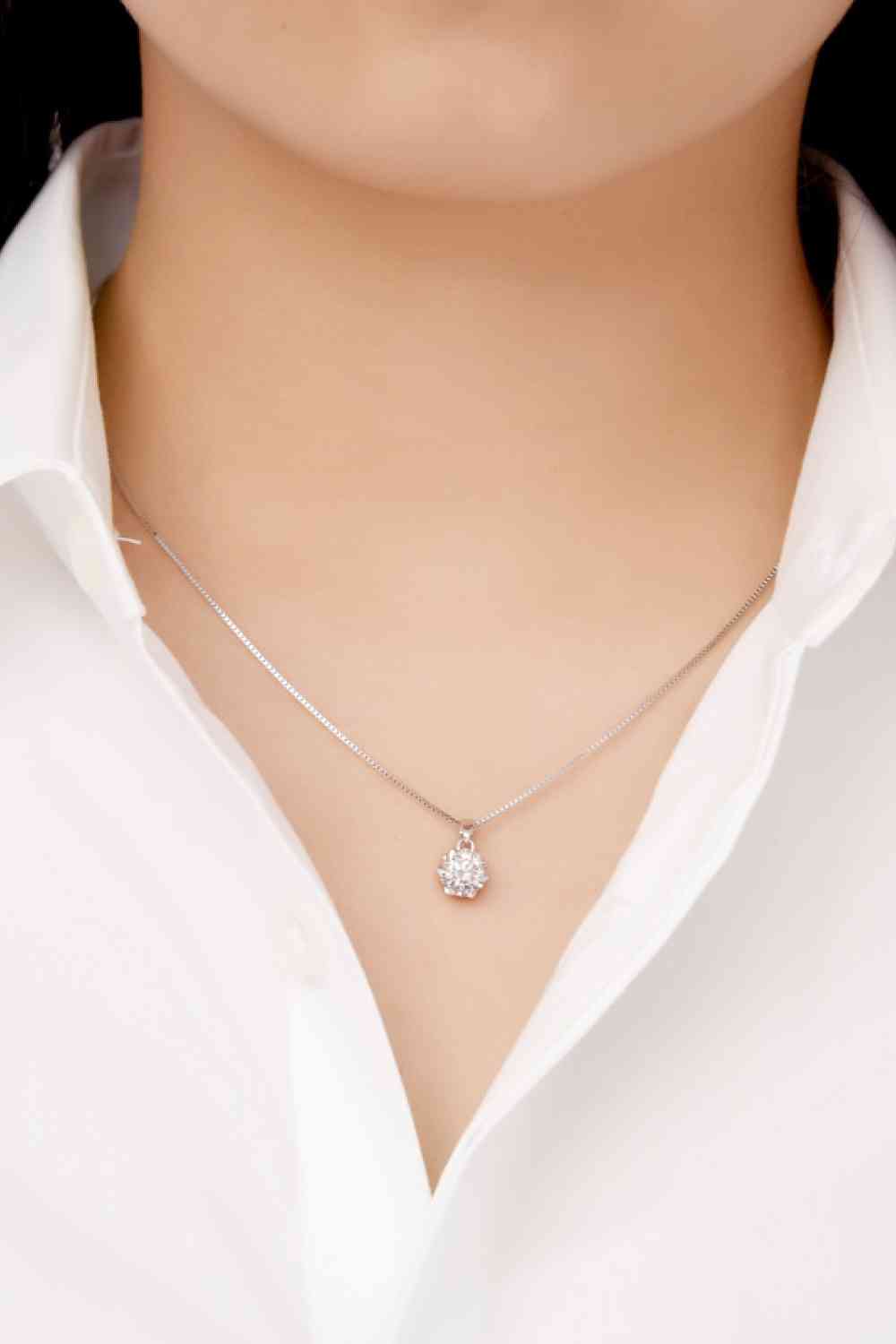 1 Carat Moissanite Pendant Platinum-Plated Necklace - lolaluxeshop