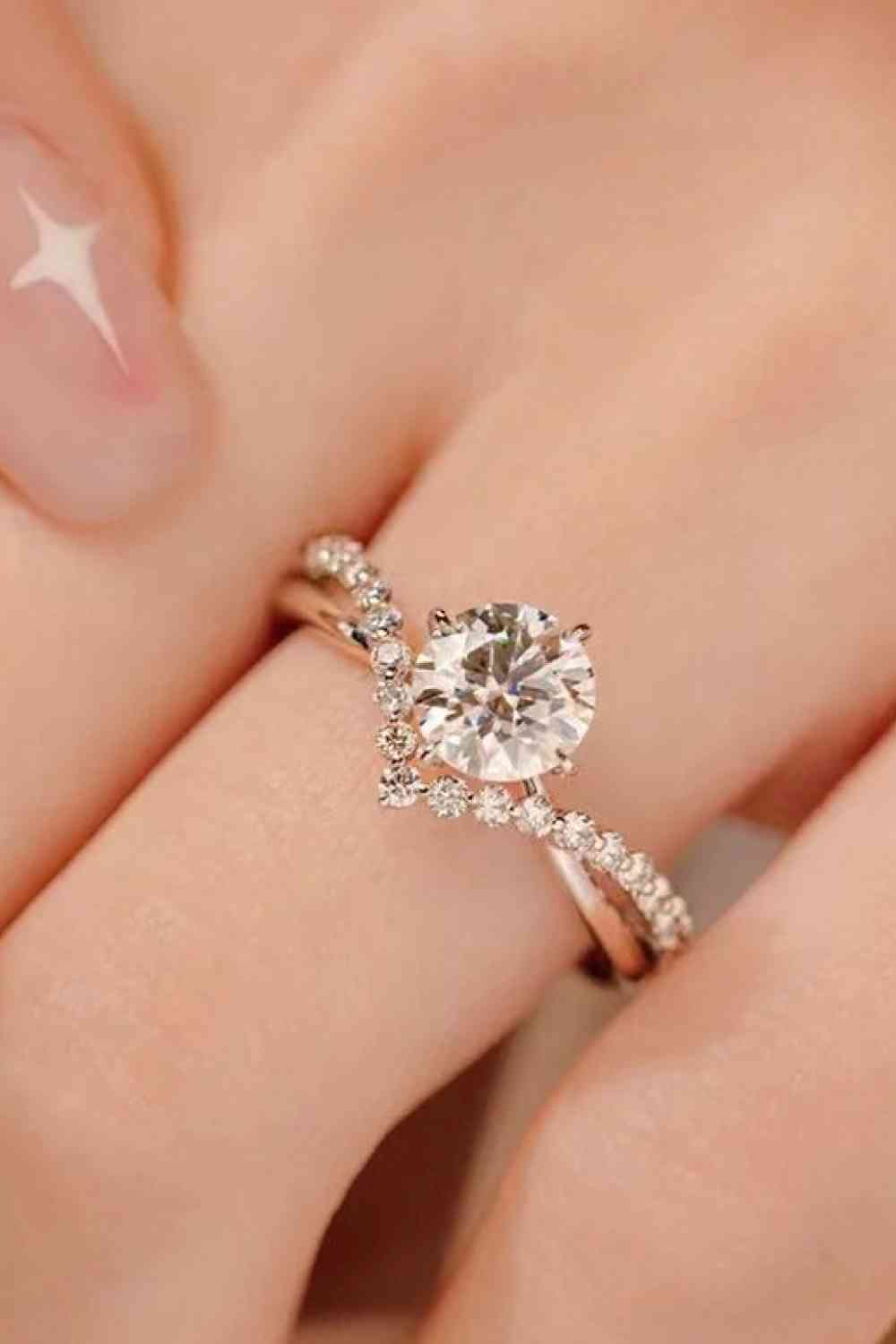 Bold Beauty 1 Carat Moissanite Heart-Shaped Ring - lolaluxeshop