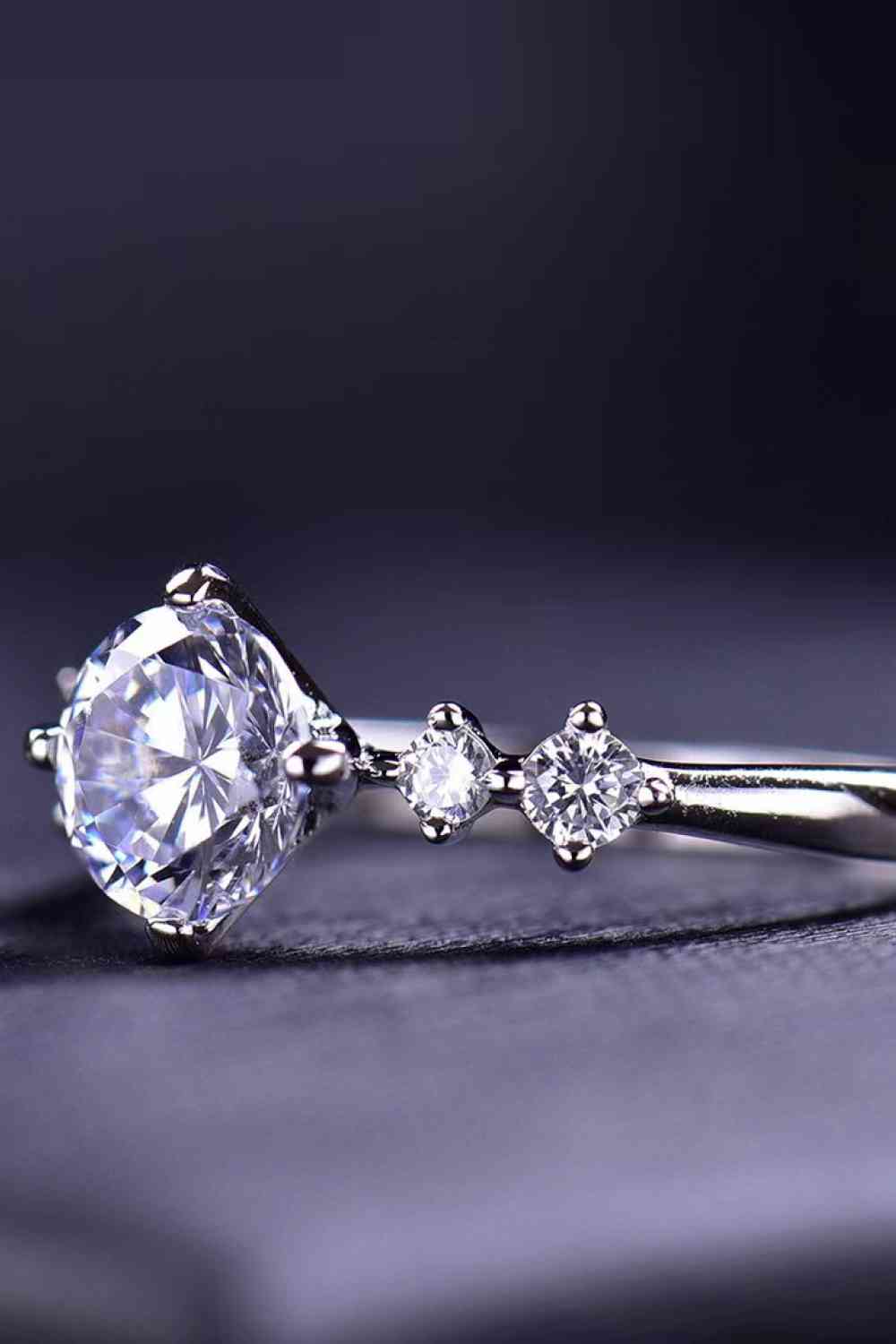 Something To See 1 Carat Moissanite Ring - lolaluxeshop