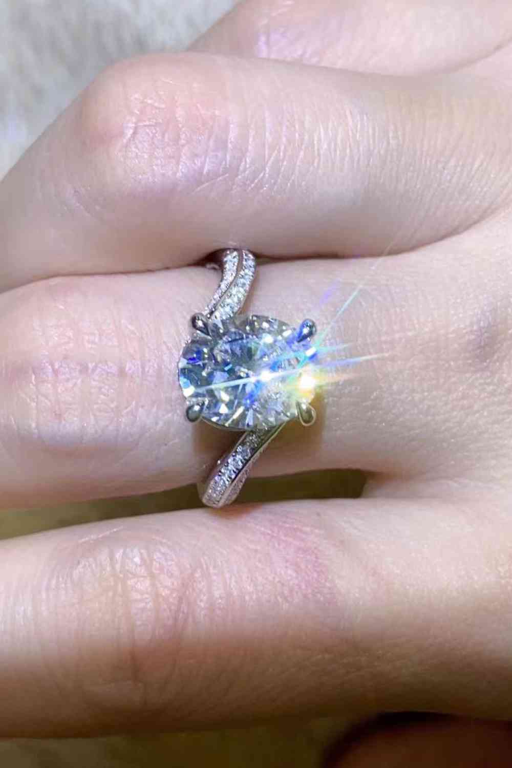 3 Carat Moissanite Side Stone Ring - lolaluxeshop