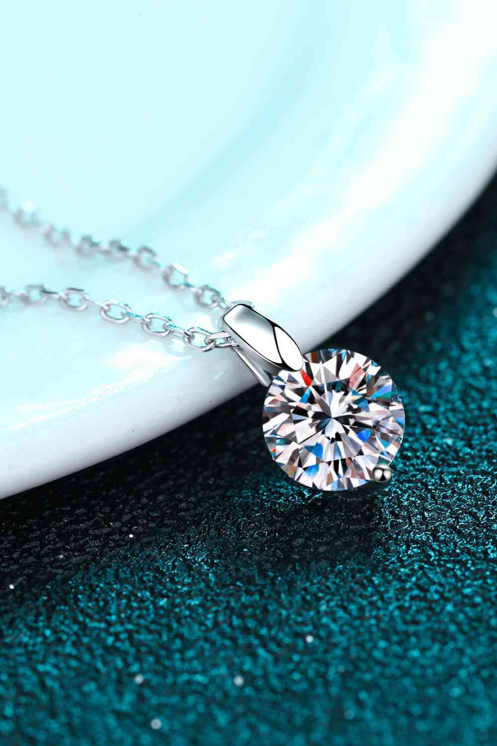 Minimalist 925 Sterling Silver Moissanite Pendant Necklace - lolaluxeshop