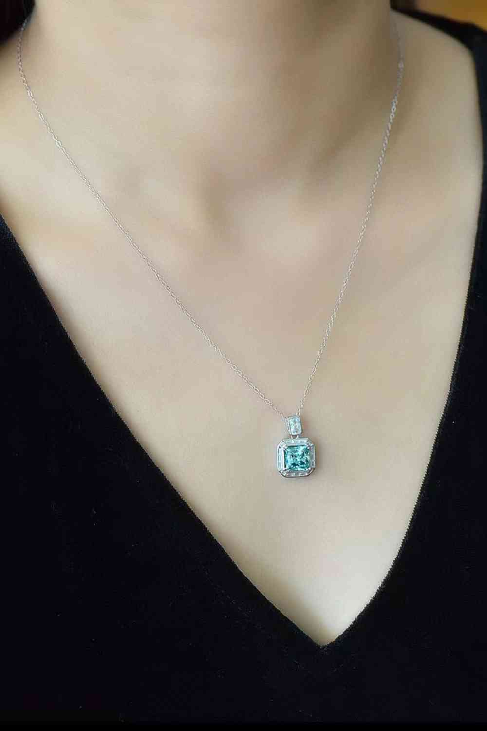 2 Carat Moissanite Square Pendant Necklace - lolaluxeshop