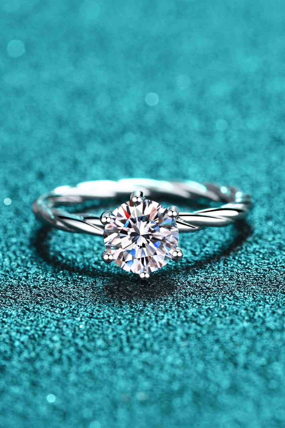 1 Carat Moissanite 6-Prong Twisted Ring - lolaluxeshop