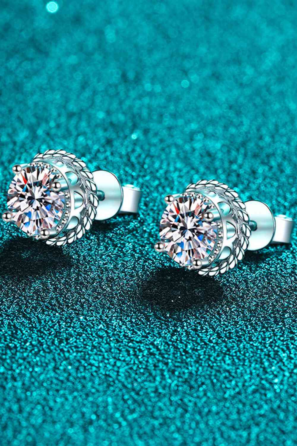 1 Carat Moissanite Rhodium-Plated Round Stud Earrings - lolaluxeshop