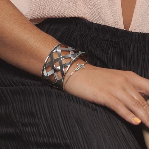 Cross Bracelet -Silver - LOLA LUXE