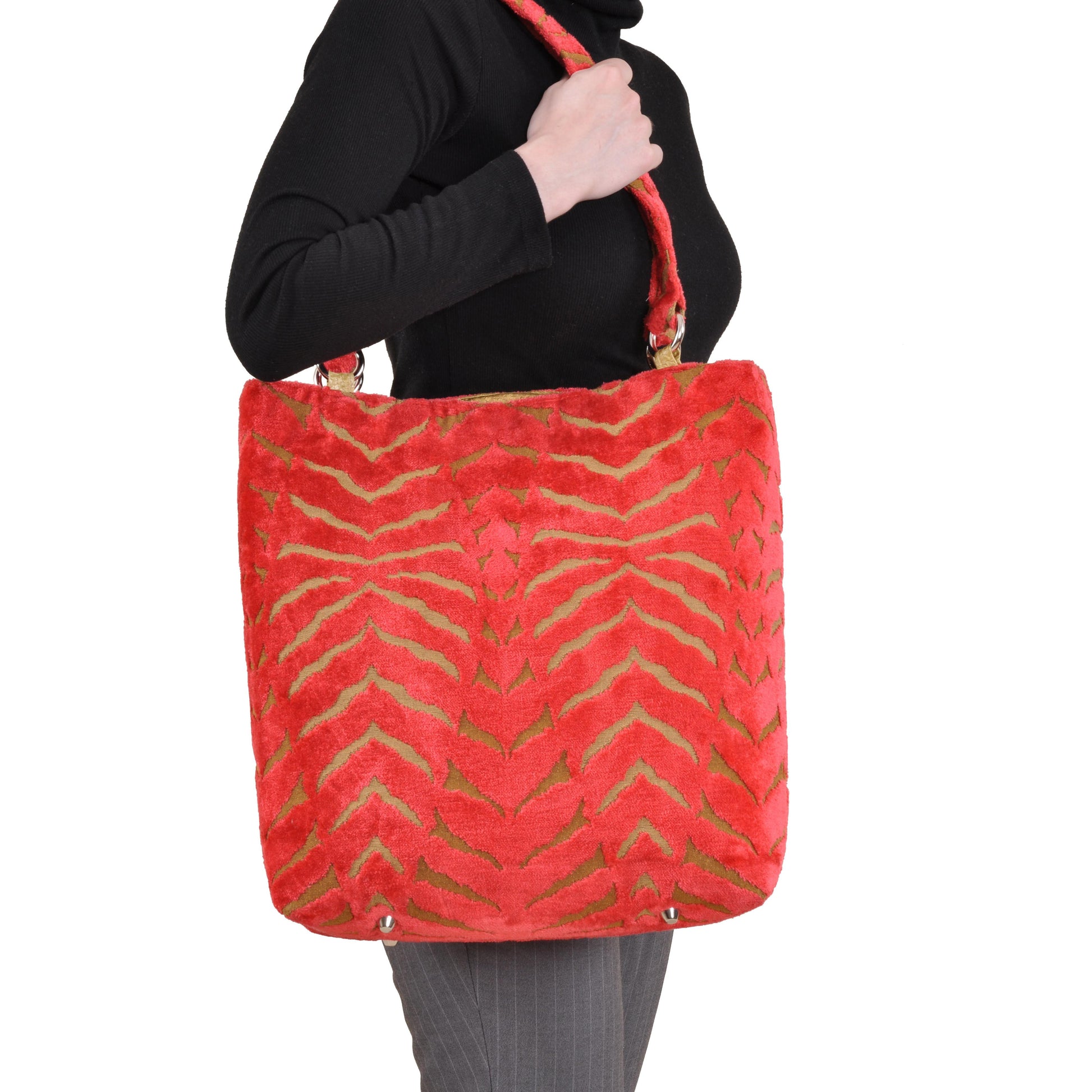 Magnetic Coral Large Tote - LOLA LUXE