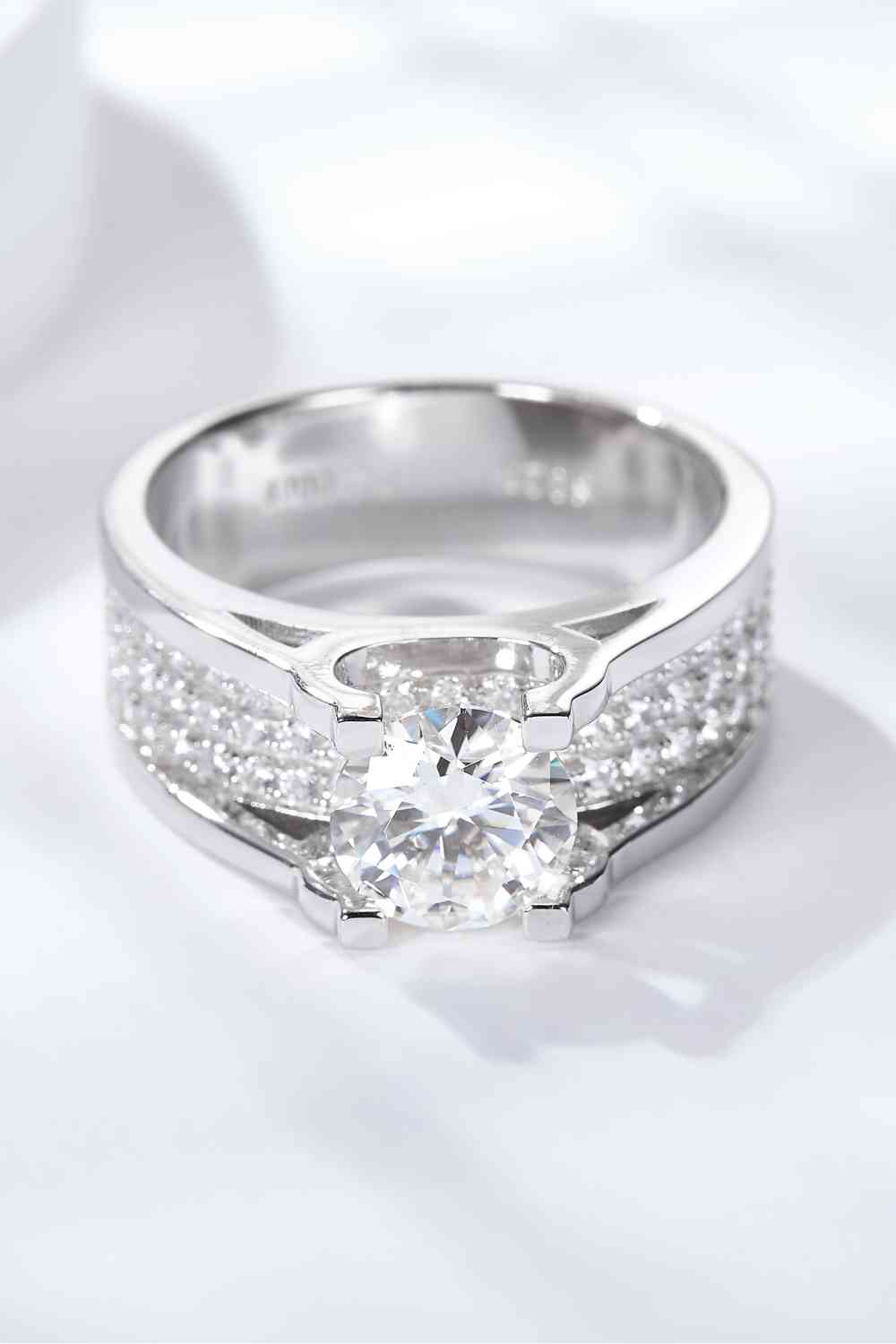 Made To Shine 1 Carat Moissanite Ring - lolaluxeshop