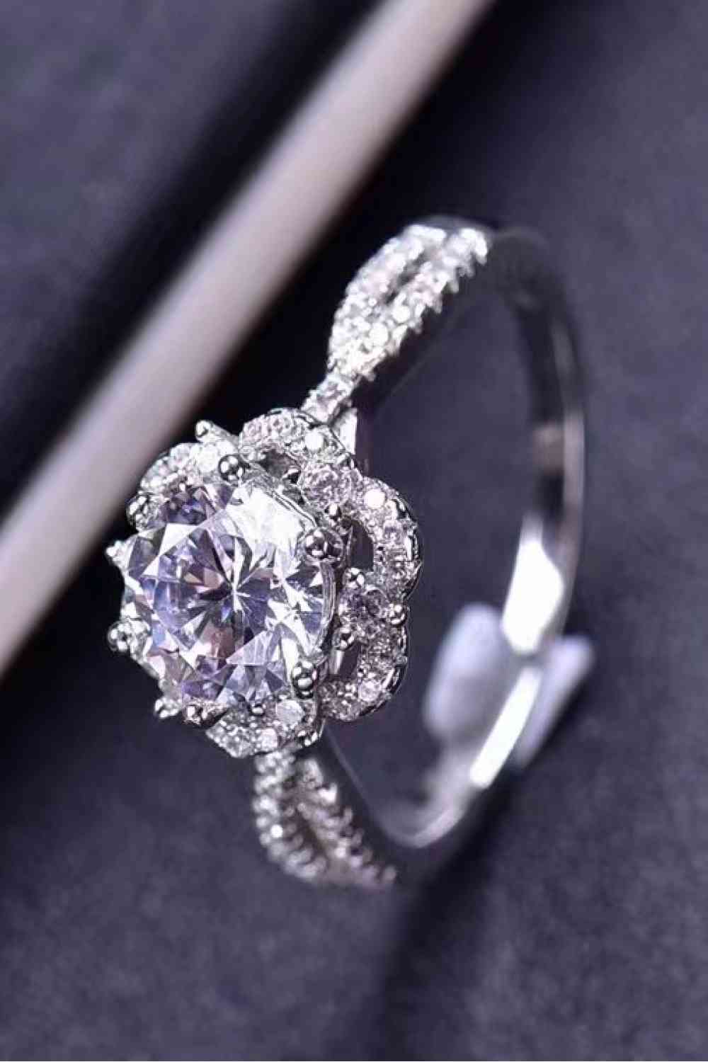 Platinum-Plated Six Prong 1 Carat Moissanite Ring - lolaluxeshop