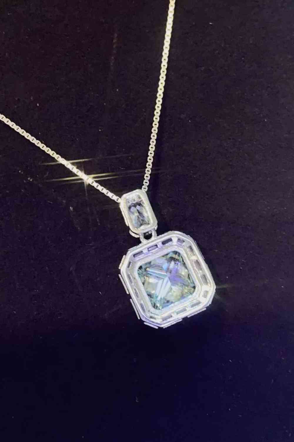 2 Carat Moissanite Square Pendant Necklace - lolaluxeshop