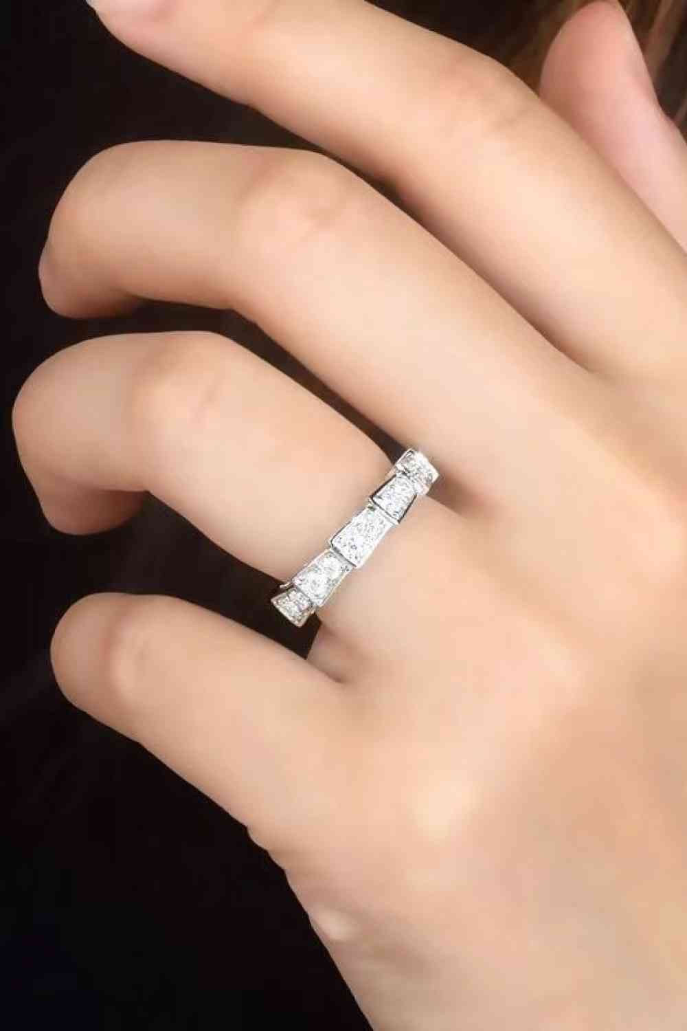 Shiny 3 Carat Moissanite Platinum-Plated Ring - lolaluxeshop