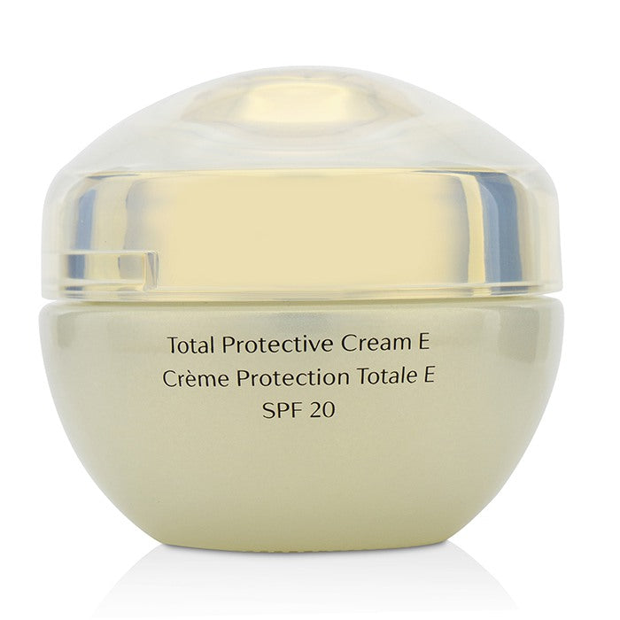 SHISEIDO - Future Solution LX Total Protective Cream SPF 20 - LOLA LUXE