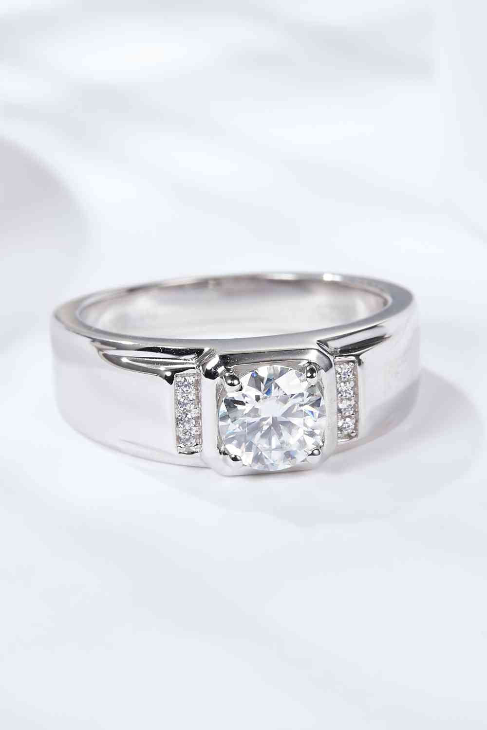 From The Heart 1 Carat Moissanite Ring - lolaluxeshop