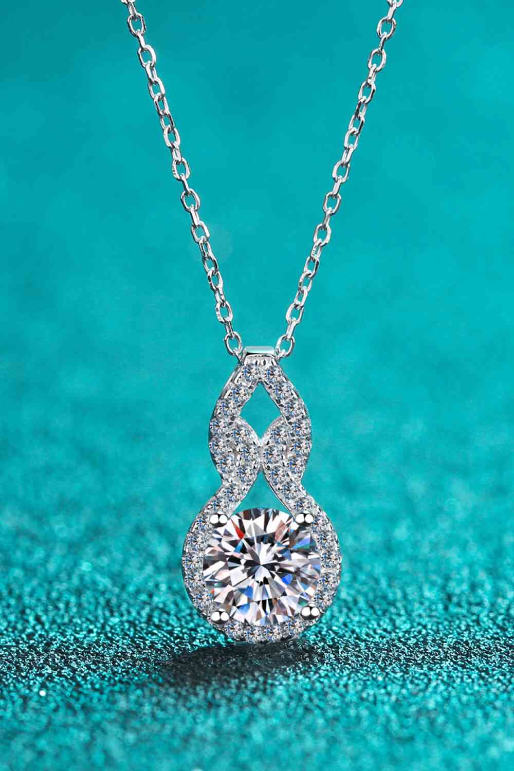 1 Carat Moissanite Pendant Necklace - lolaluxeshop