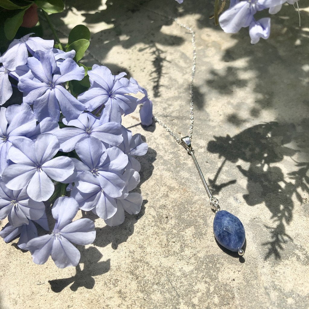 Sodalite Bar Necklace - LOLA LUXE