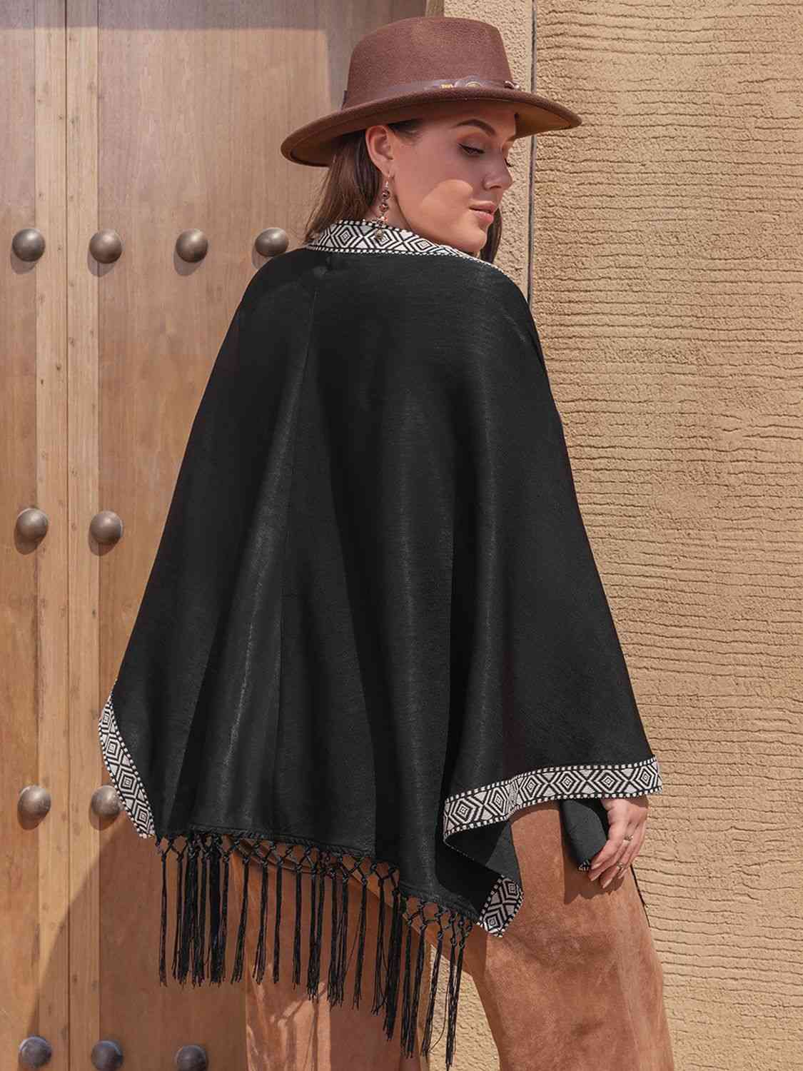 Plus Size Geometric Open Front Fringe Hem Cardigan - lolaluxeshop