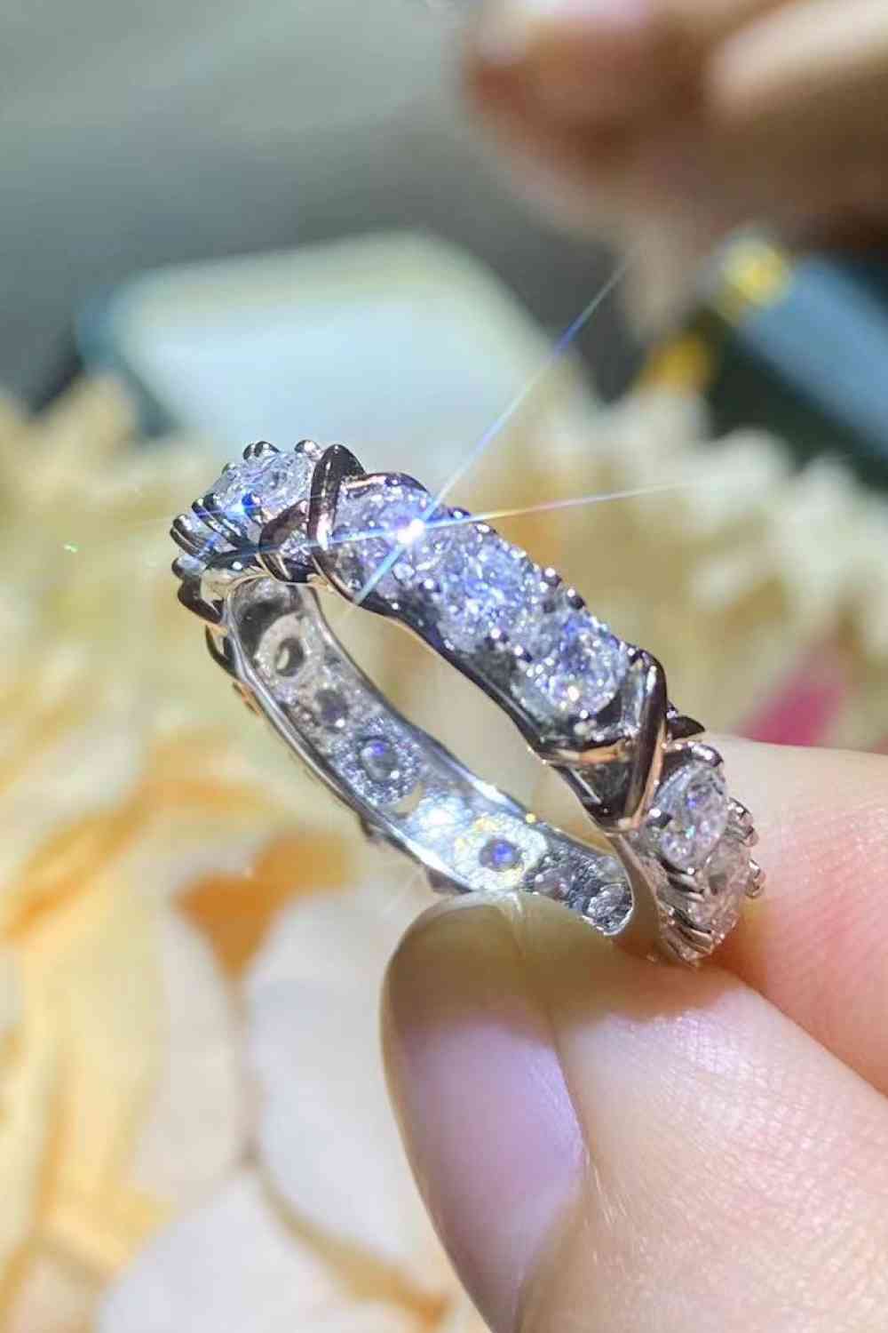 Feel The Joy 1.5 Carat Moissanite Ring - lolaluxeshop