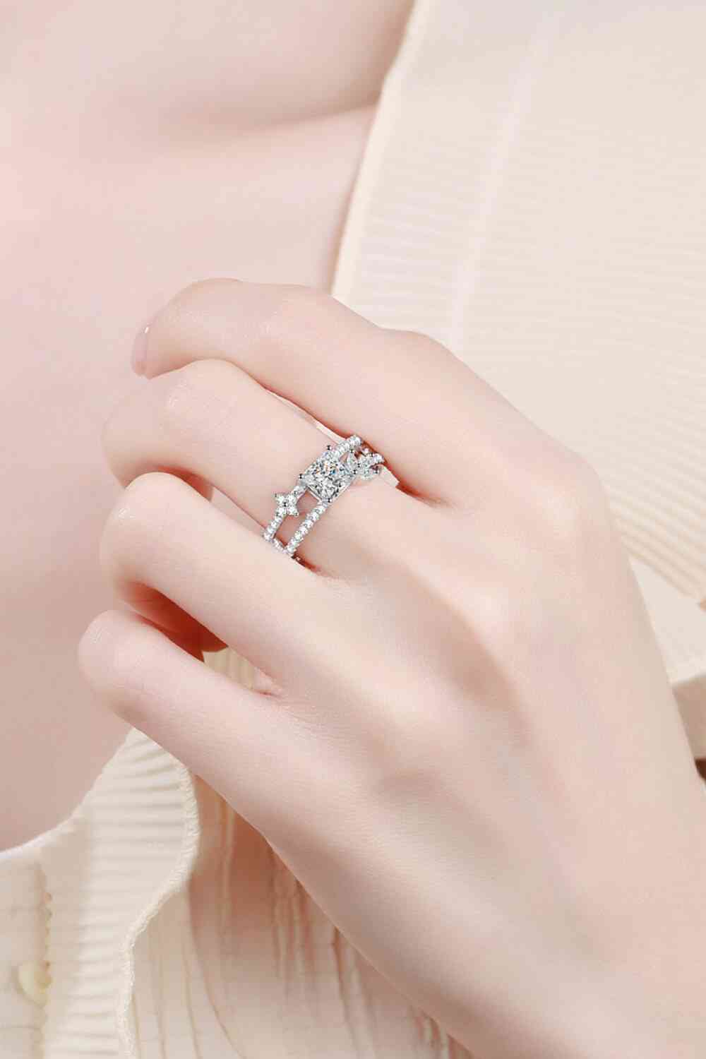 Moissanite Double Layered Ring - lolaluxeshop