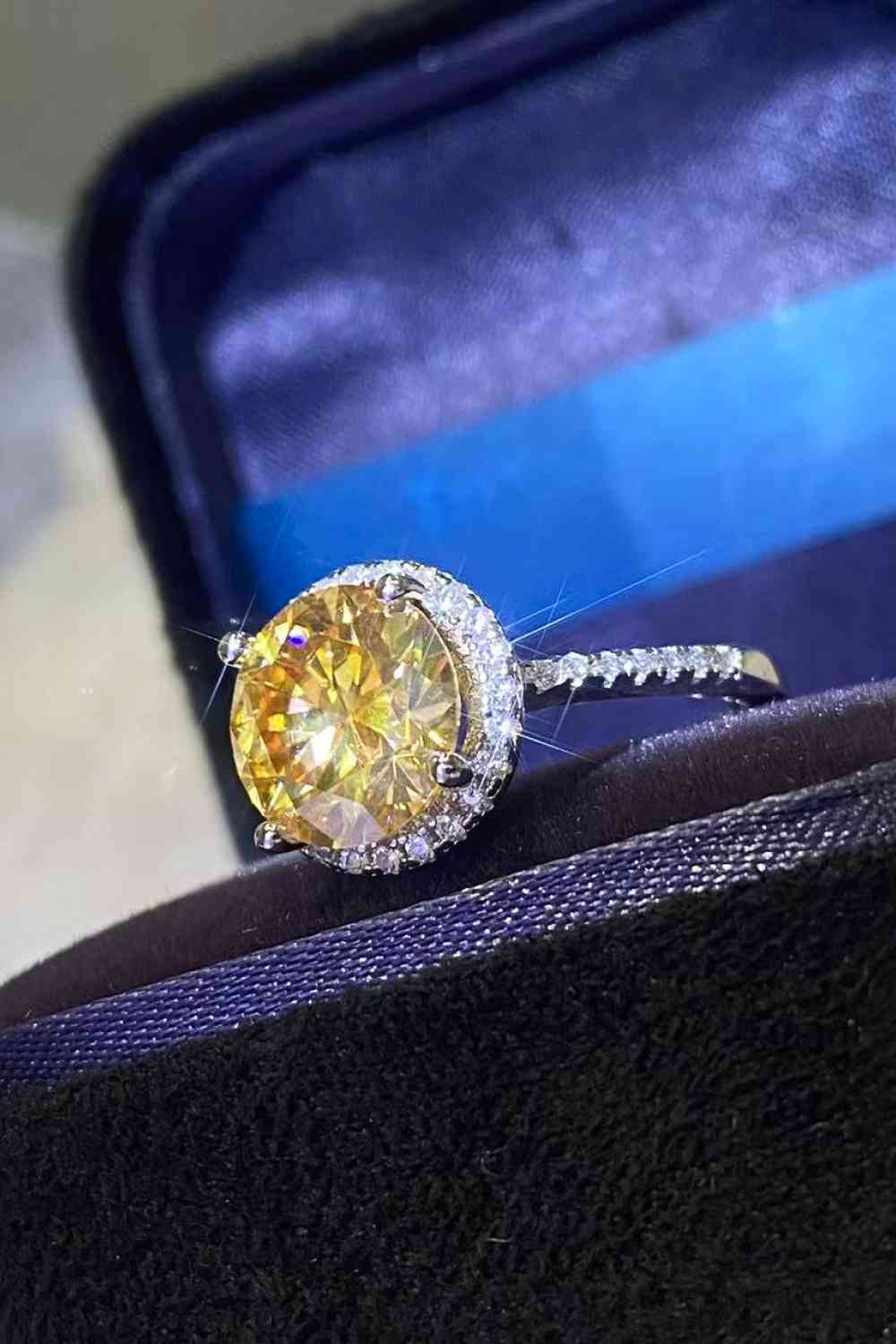 2 Carat Moissanite Round Ring - lolaluxeshop