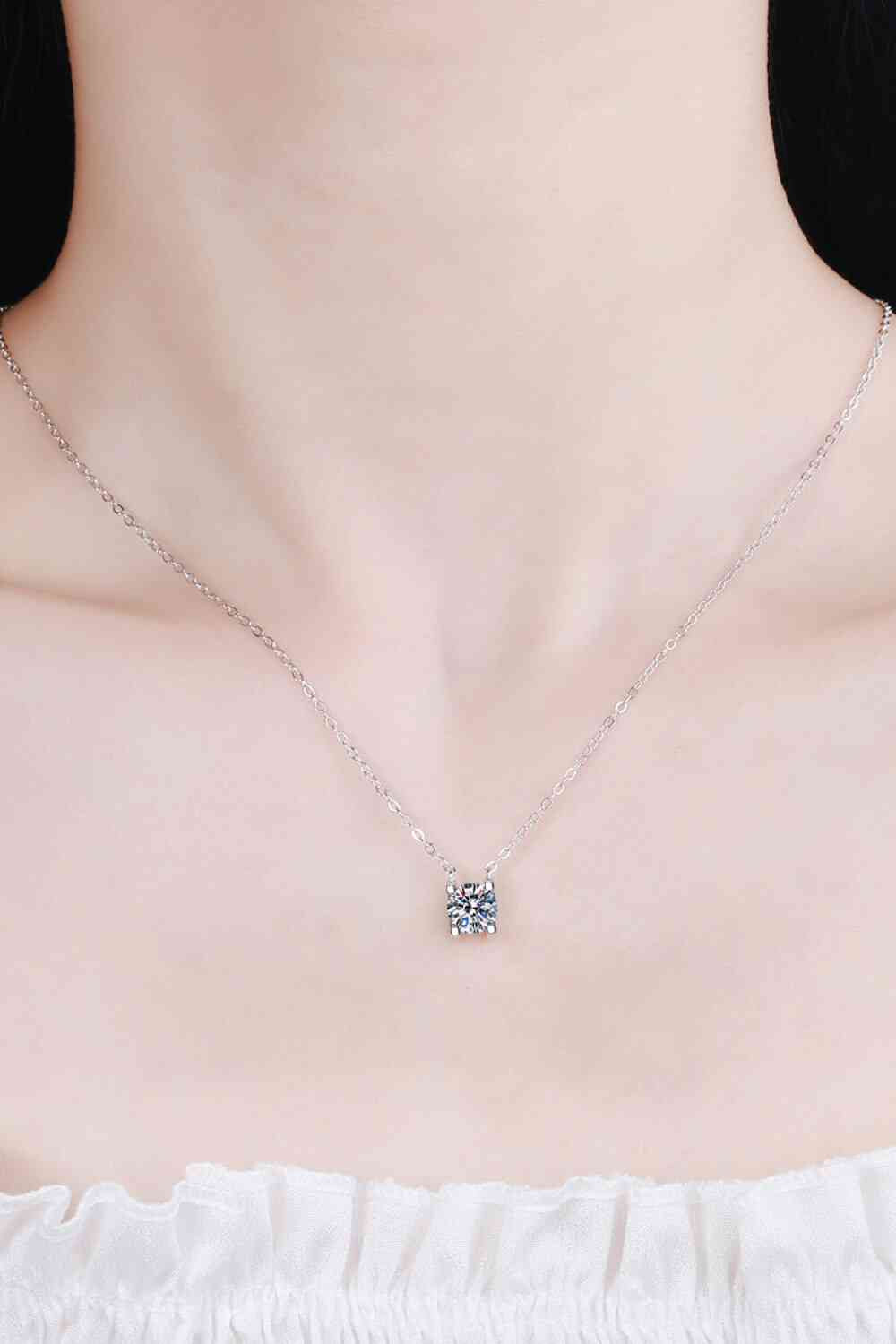 1 Carat Moissanite Chain Necklace - lolaluxeshop