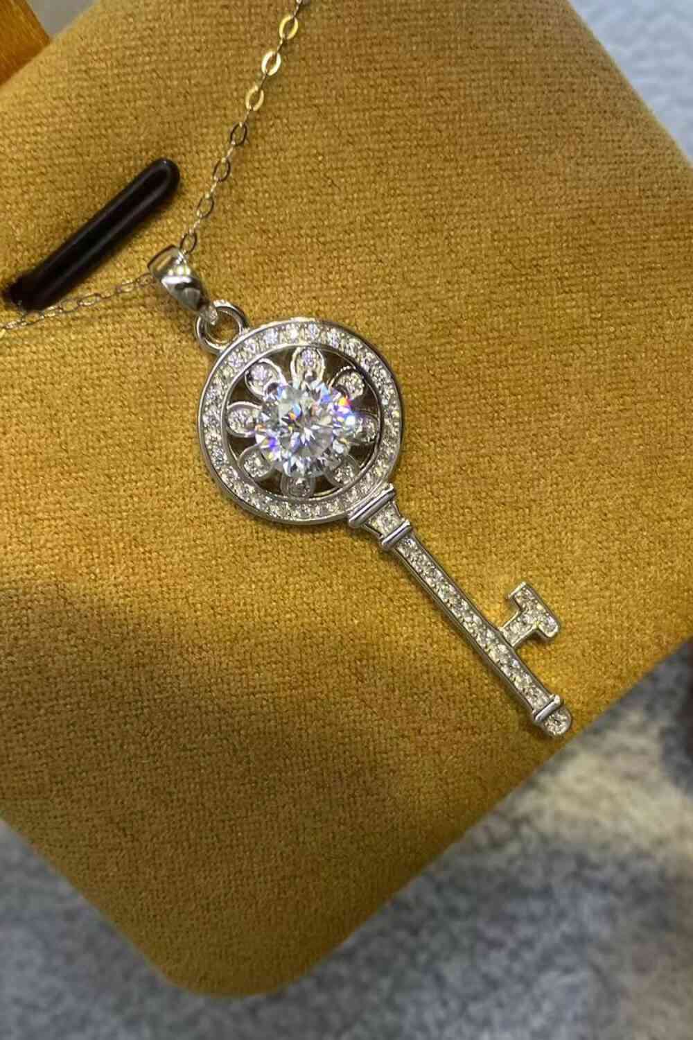 1 Carat Moissanite Platinum-Plated Key Pendant Necklace - lolaluxeshop