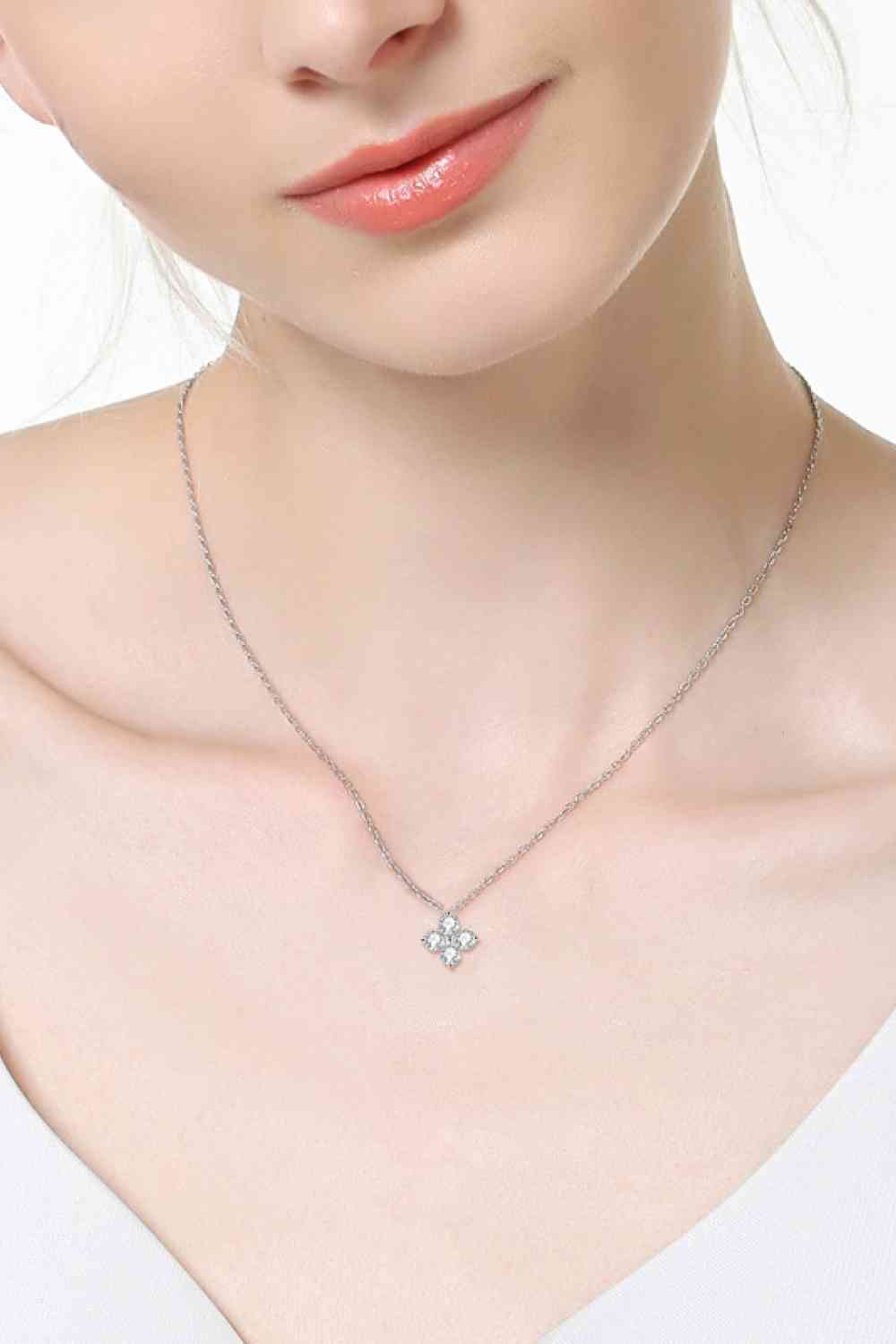 Moissanite Four Leaf Clover Pendant Necklace - lolaluxeshop