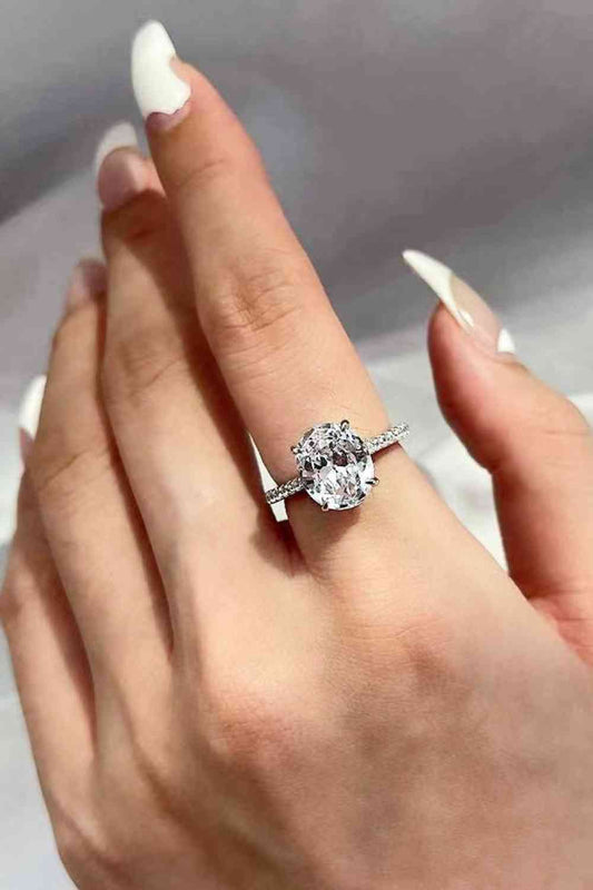 Platinum-Plated Side Stone 2 Carat Moissanite Ring - lolaluxeshop