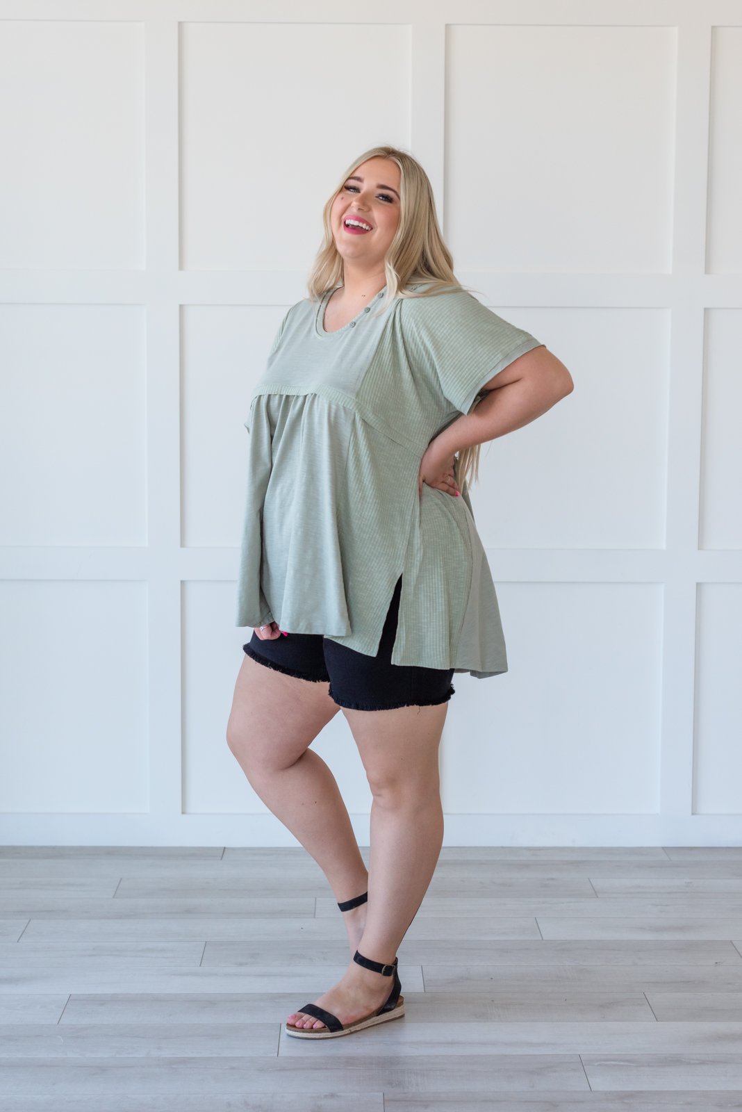 Focus on the Good Button Top - LOLA LUXE