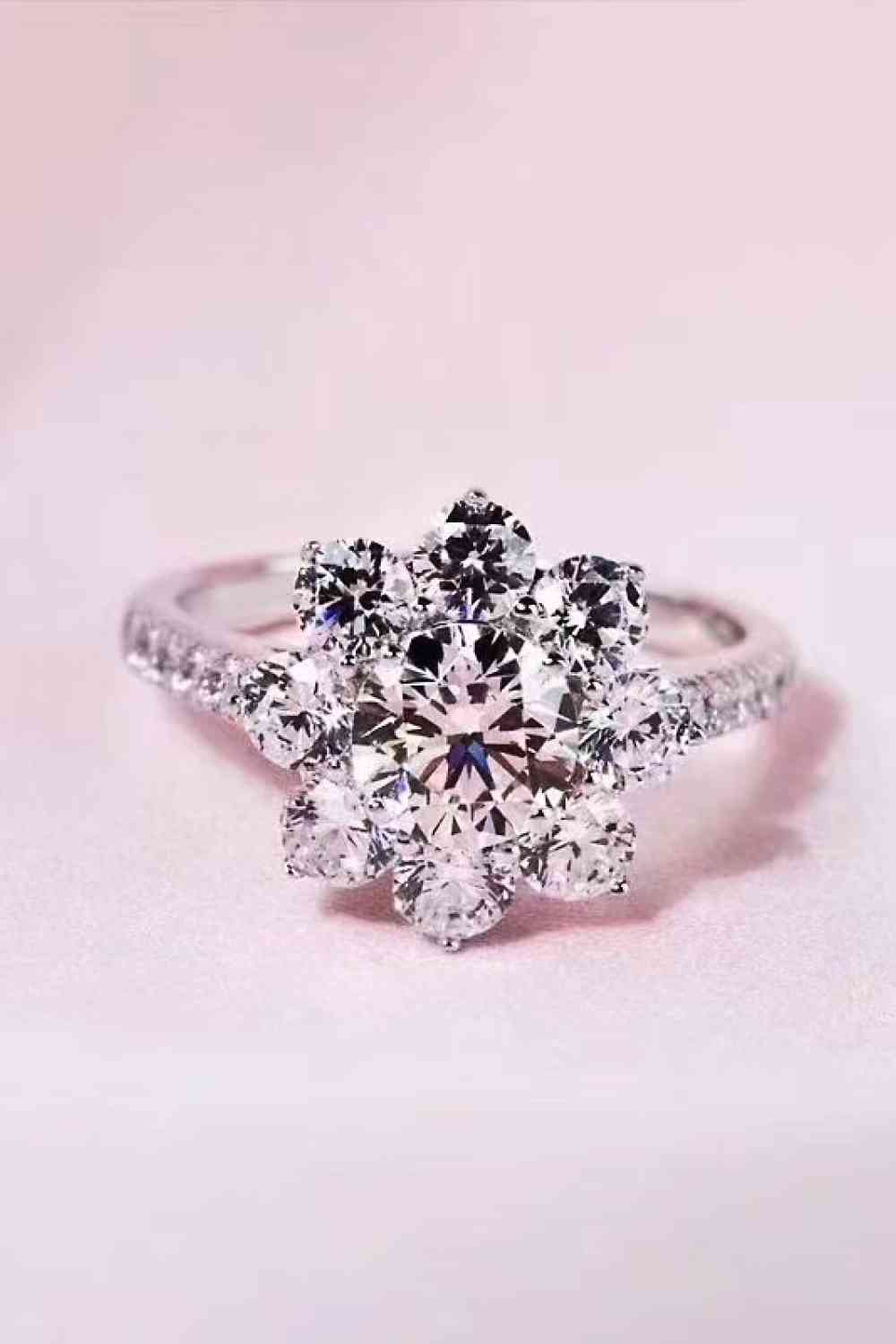 1 Carat Moissanite Flower Ring - lolaluxeshop